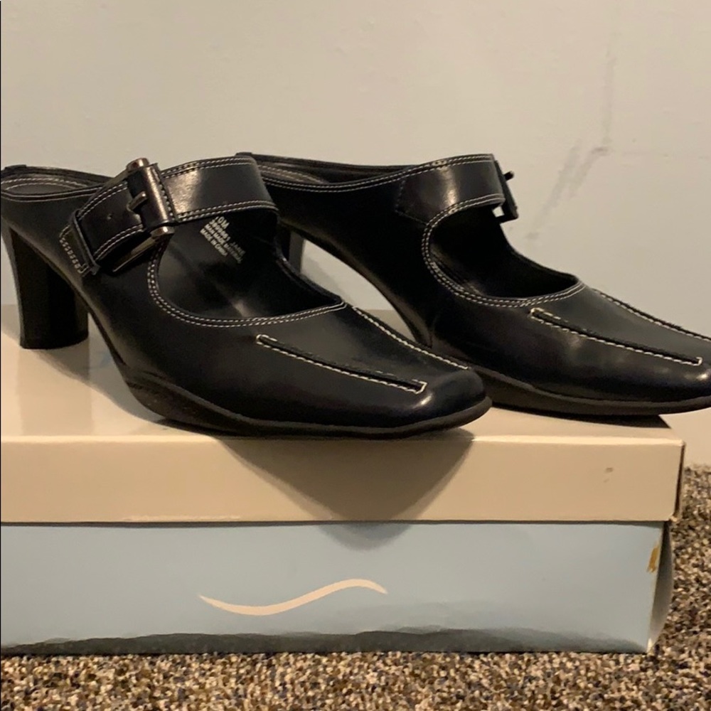 Navy Blue Mary Jane Mule